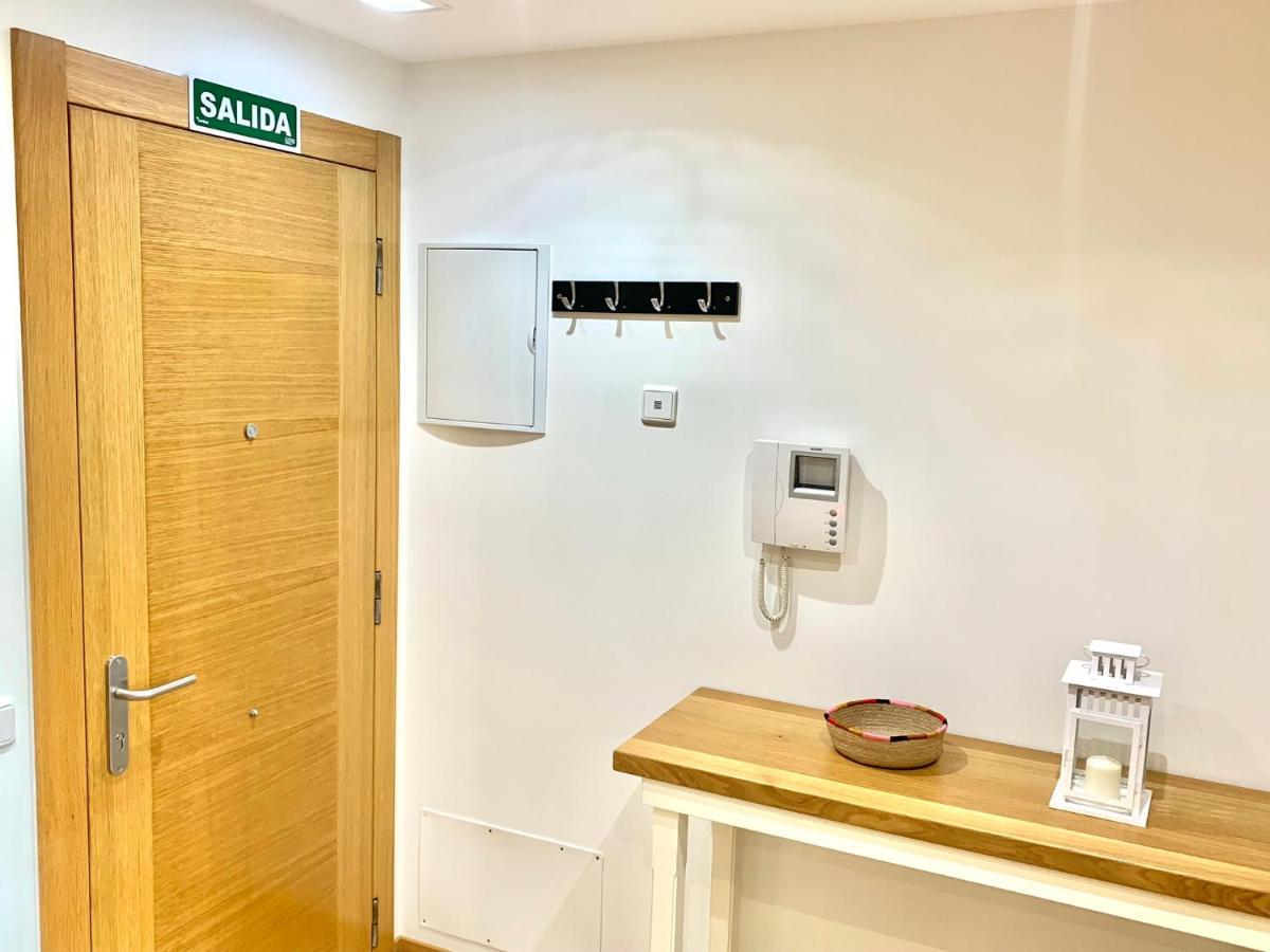 Casa Ferreiros. Parking Y Wifi Incluidos! Appartement Gijón Buitenkant foto